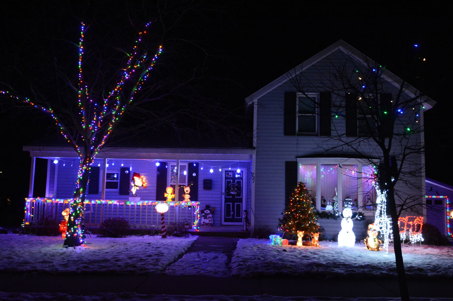 Portage celebrates holidays